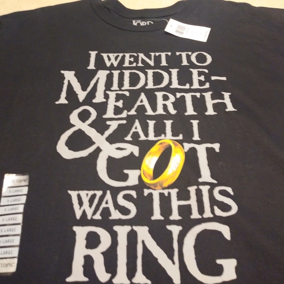 Hot Topic Other - Lord of the Rings t-shirt in black from Hot Topic